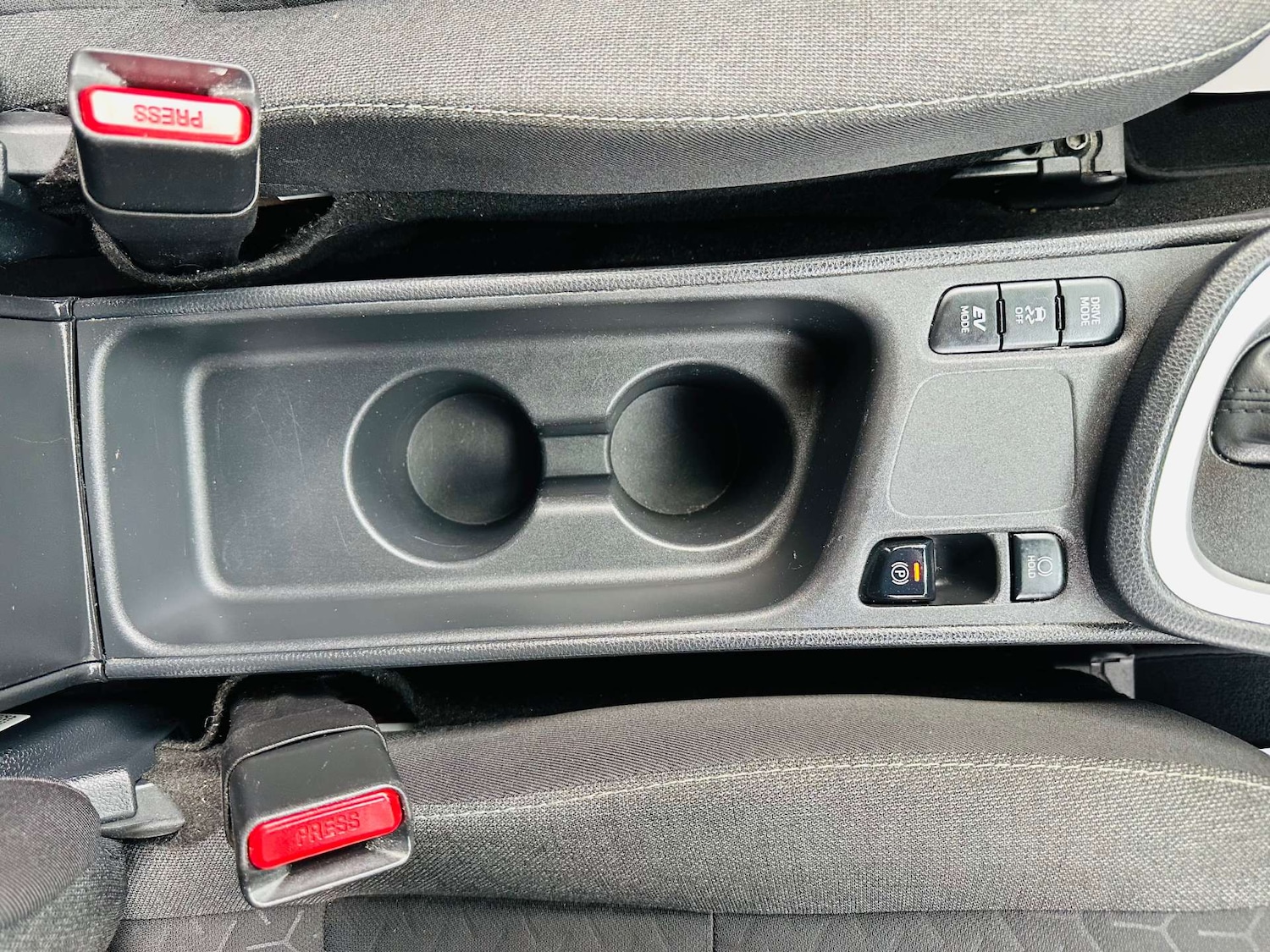 Used Toyota Yaris Cross 2023 for sale - 76144440: Photo 15