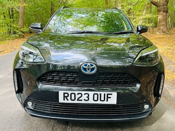 Used Toyota Yaris Cross 2023 for sale - 76144440: Photo