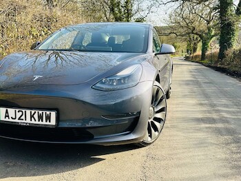 Used Tesla Model 3 2021 for sale - 77667870: Photo