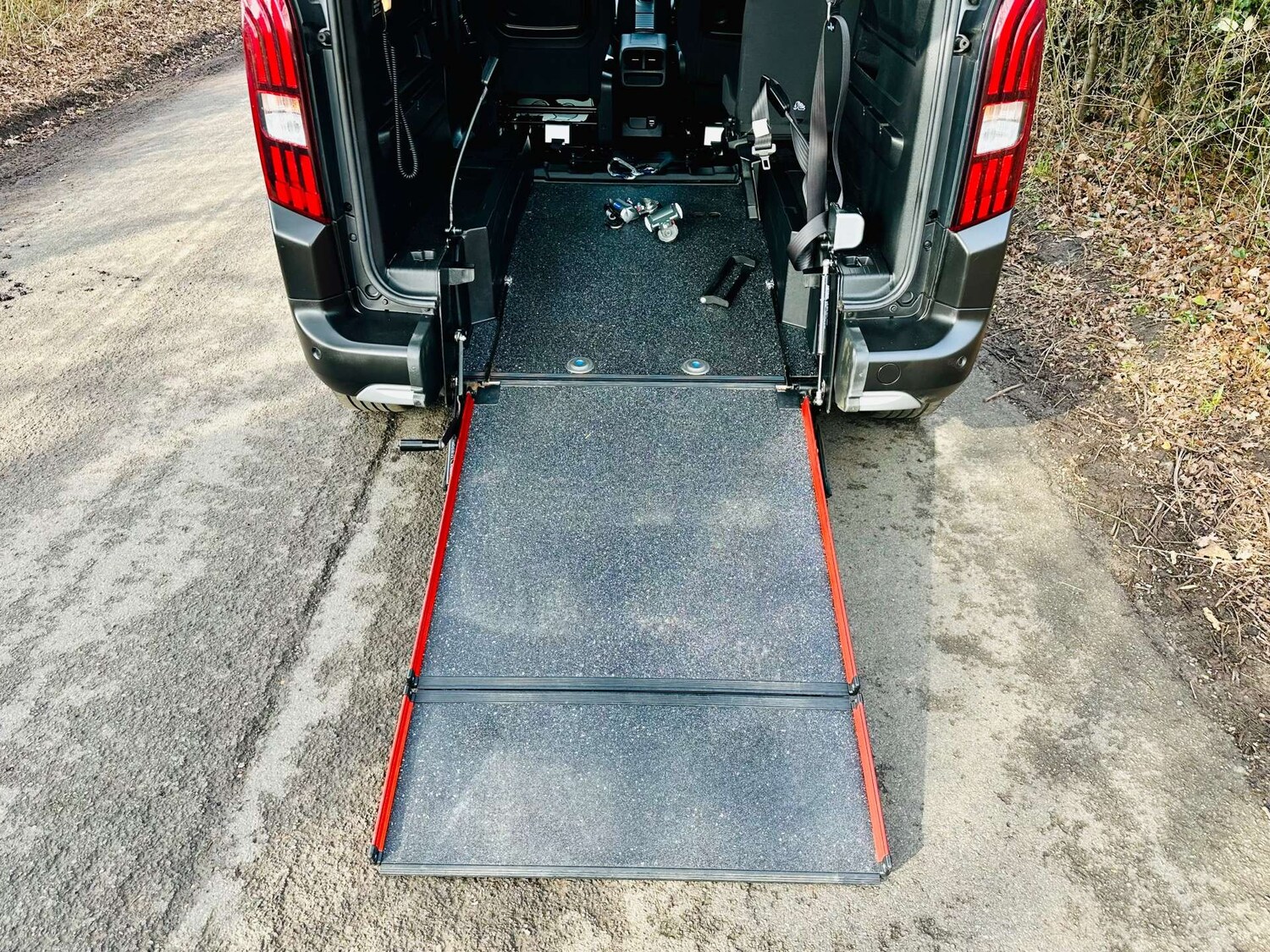 Used Peugeot Rifter 2019 for sale - 78171849: Photo 50