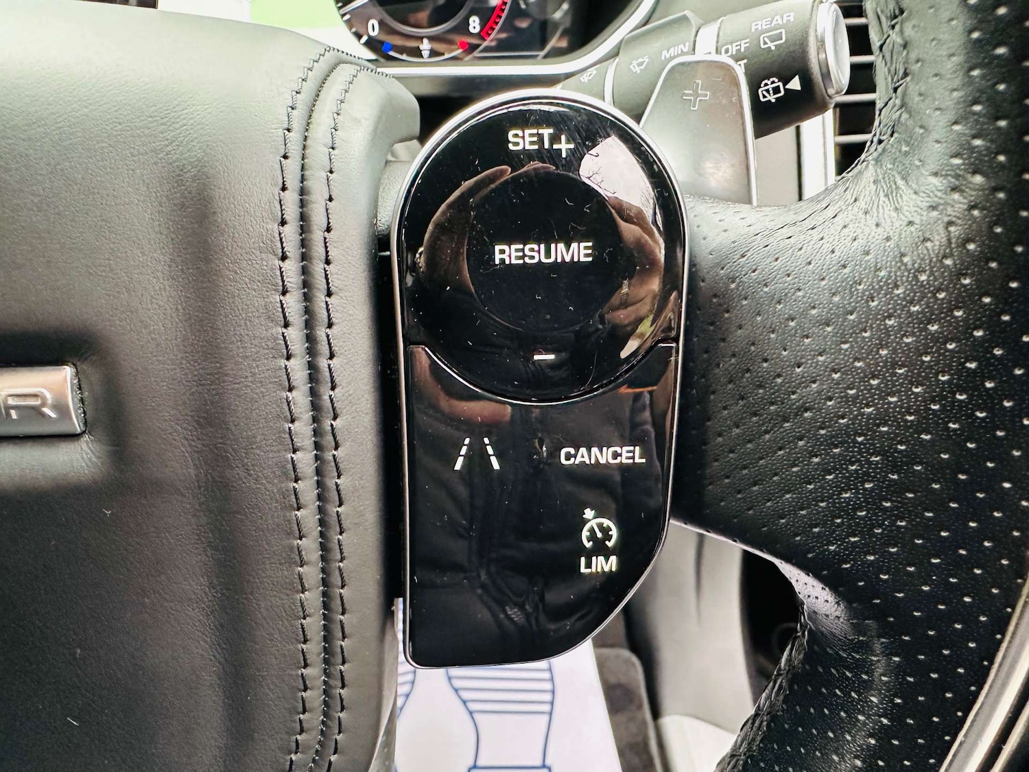 Used Land Rover Range Rover Sport 2018 for sale - 77847531: Photo 23