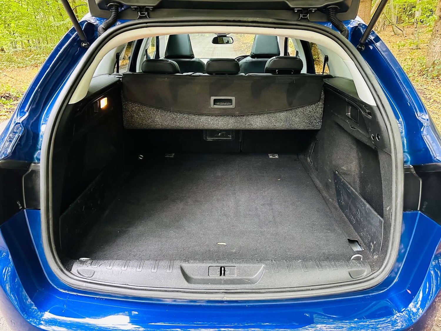 Used Peugeot 308 2019 for sale - 76602091: Photo 37