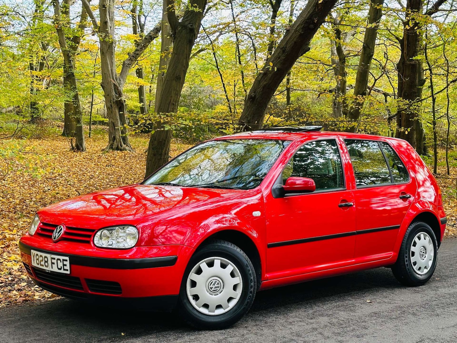 Used Volkswagen Golf 2001 for sale - 76343788: Photo 22