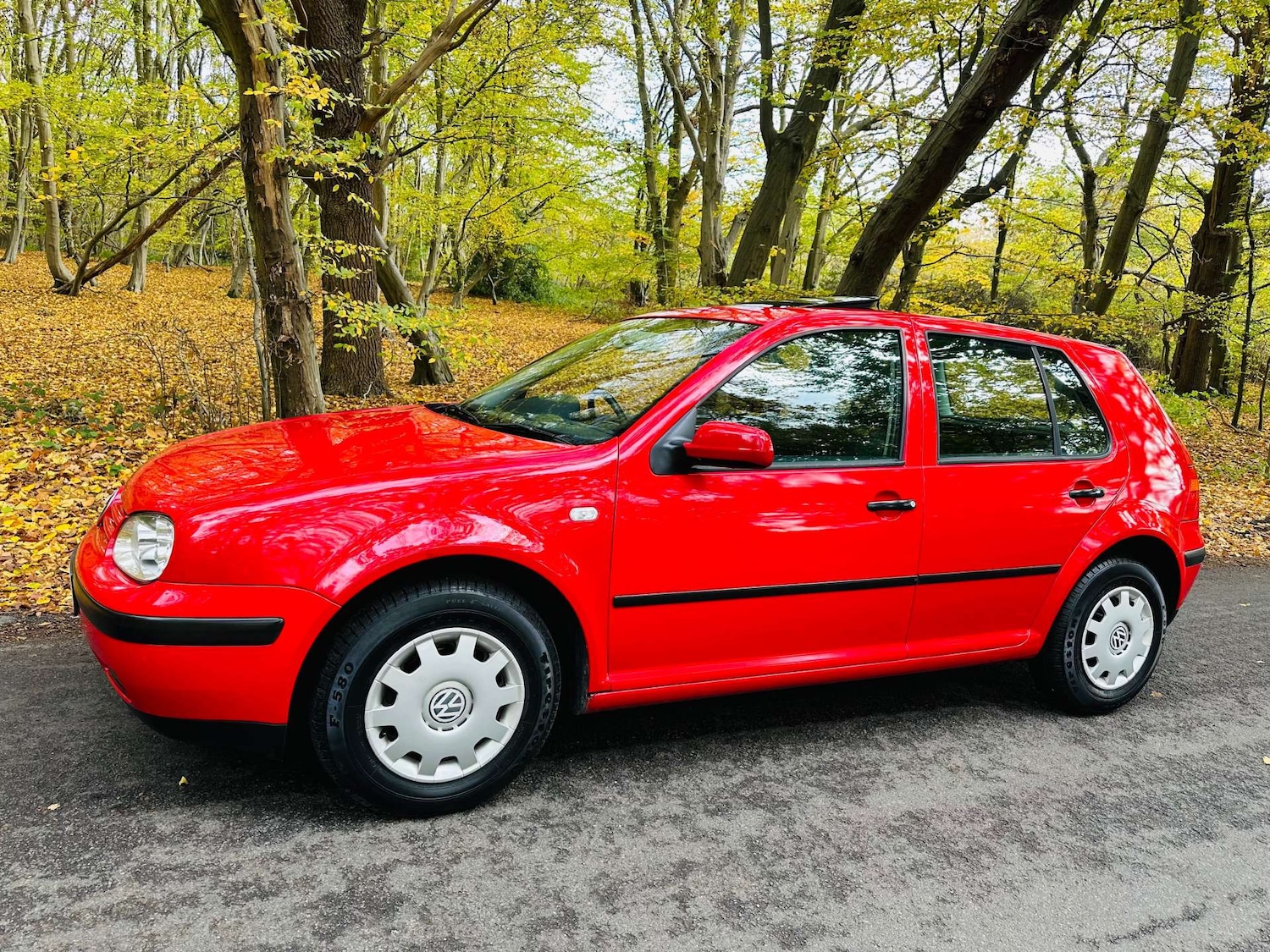 Used Volkswagen Golf 2001 for sale - 76343788: Photo 26