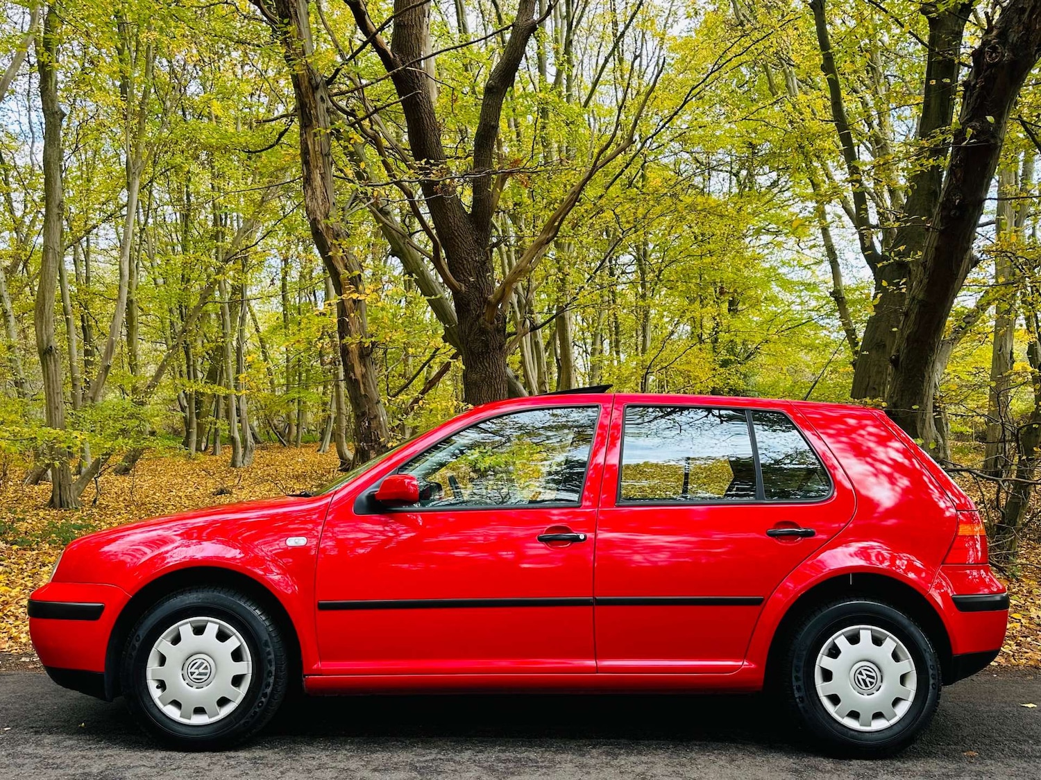 Used Volkswagen Golf 2001 for sale - 76343788: Photo 27