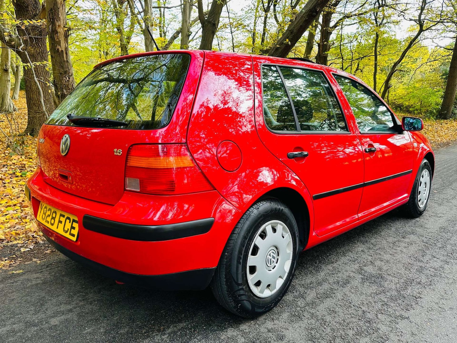 Used Volkswagen Golf 2001 for sale - 76343788: Photo 36