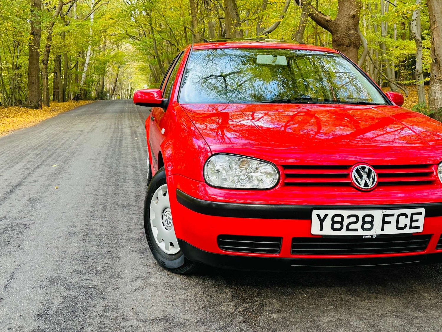 Used Volkswagen Golf 2001 for sale - 76343788: Photo 4