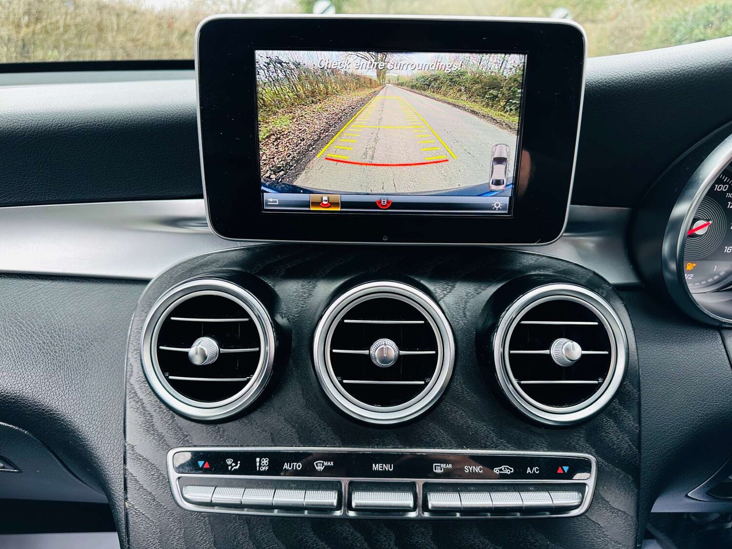 Used Mercedes-Benz GLC 2018 for sale - 78171866: Photo 12