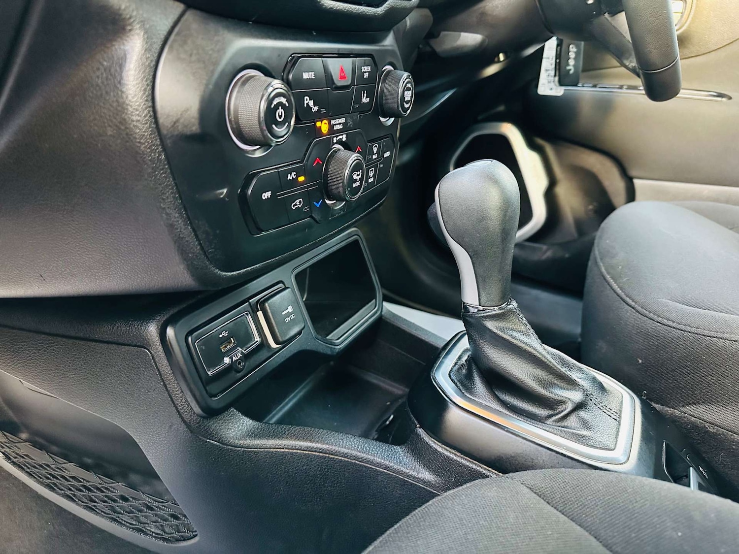 Used Jeep Renegade 2019 for sale - 77227759: Photo 18