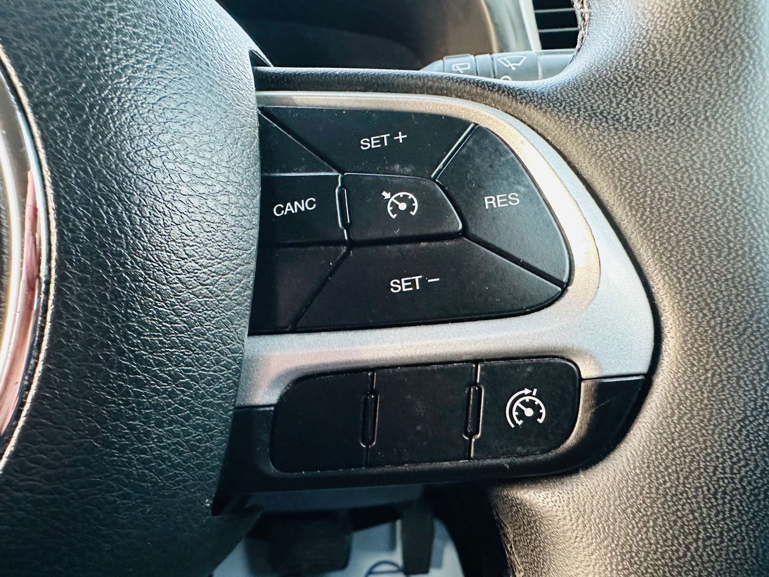 Used Jeep Renegade 2019 for sale - 77227759: Photo 23