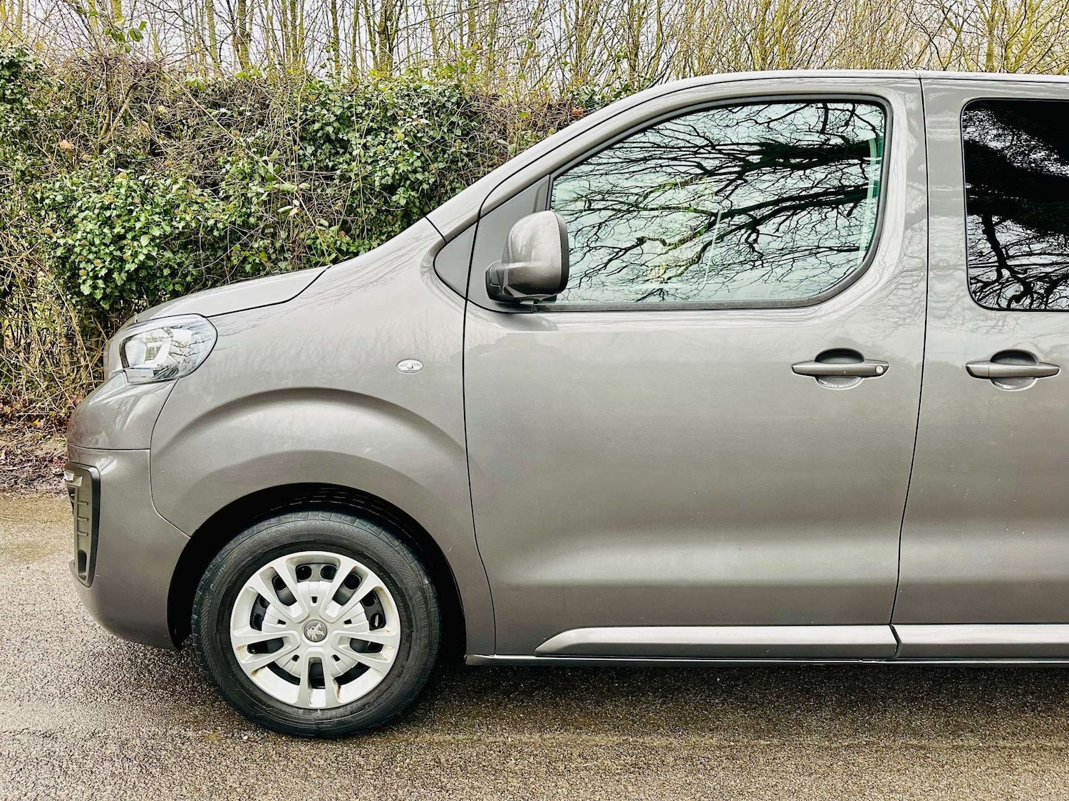 Vehicle 29