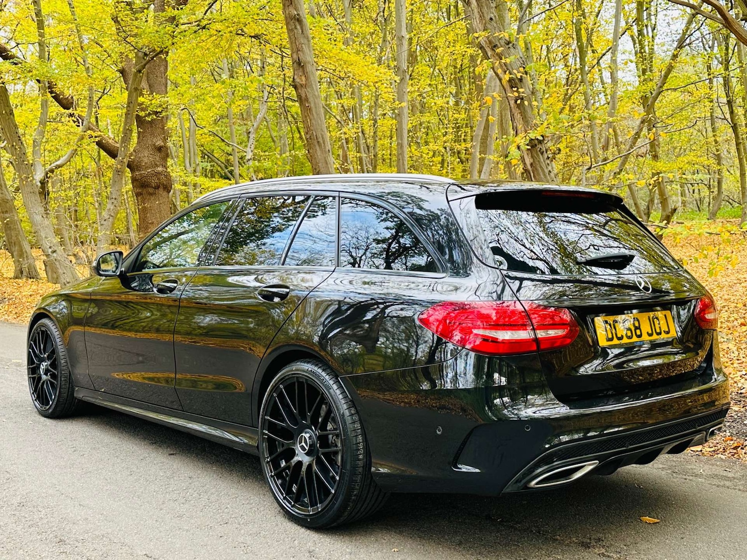 Used Mercedes-Benz C Class 2018 for sale - 76382743: Photo 32