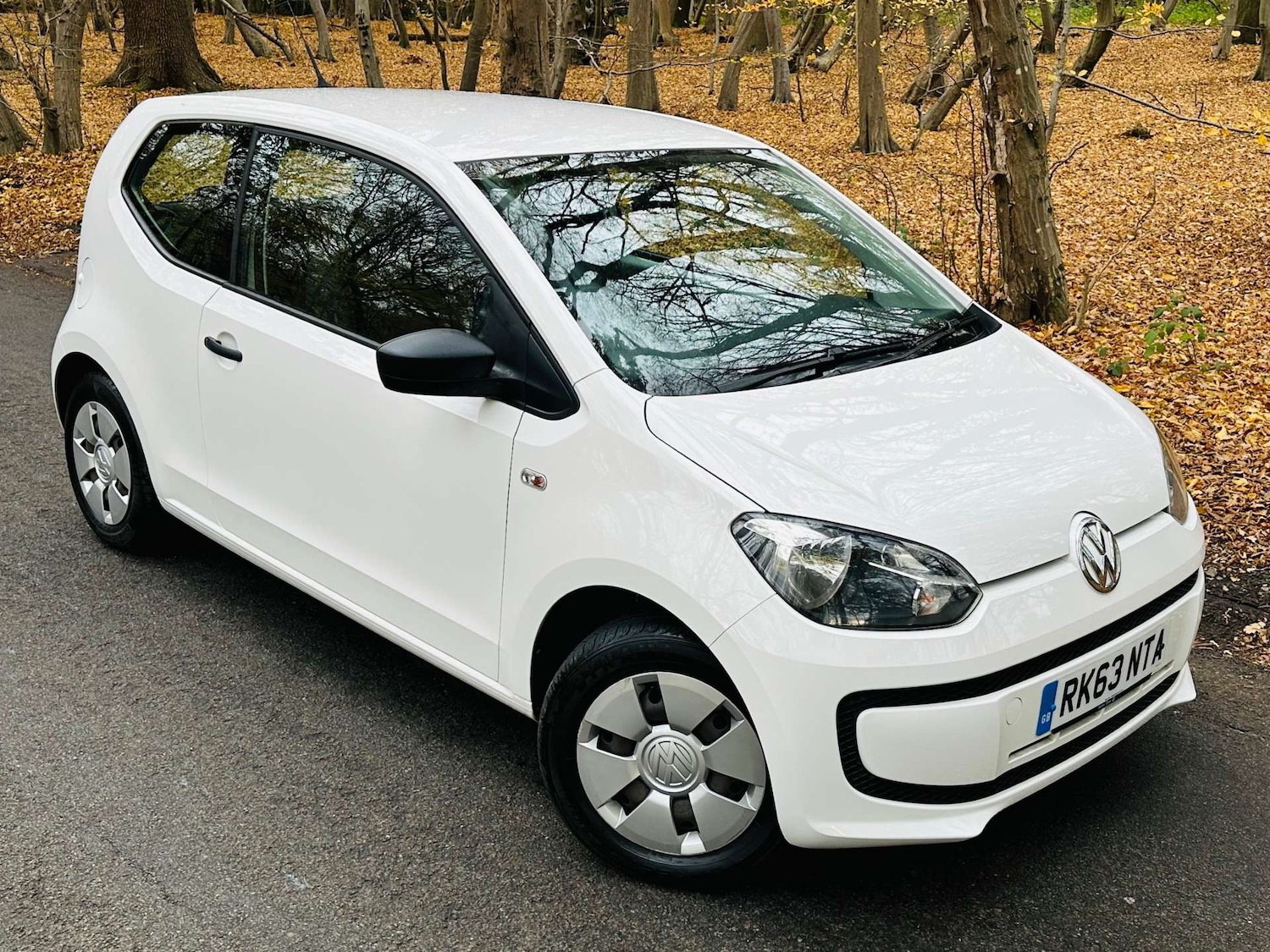Used Volkswagen up! 2013 for sale - 76491008: Photo 1