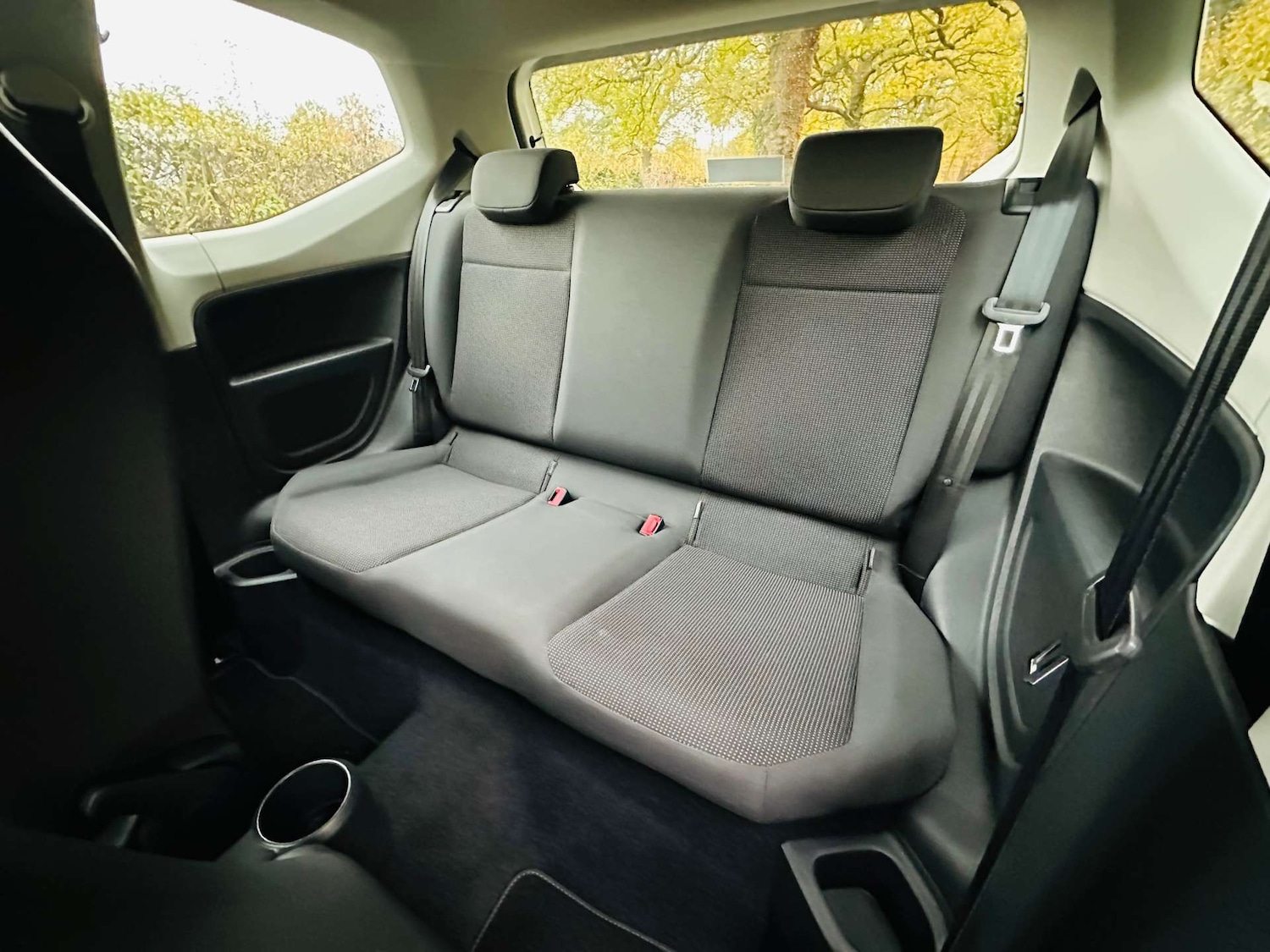 Used Volkswagen up! 2013 for sale - 76491008: Photo 19