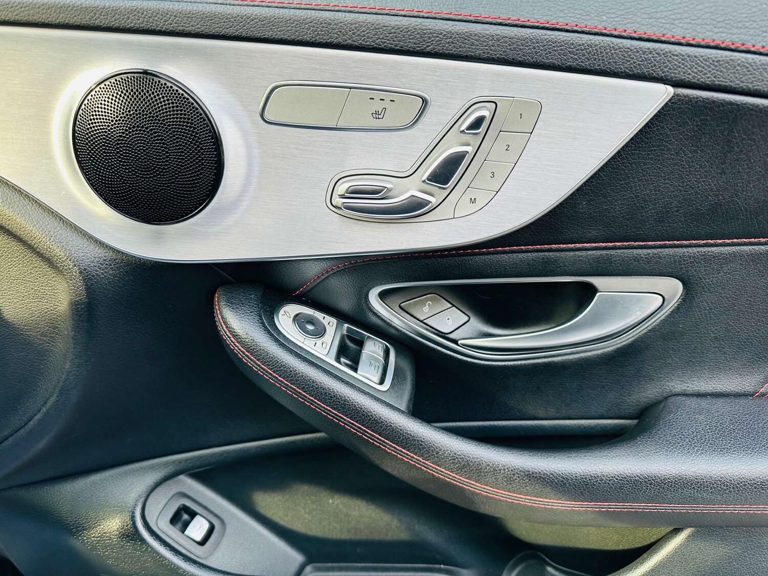 Used Mercedes-Benz C Class 2018 for sale - 78171879: Photo 22