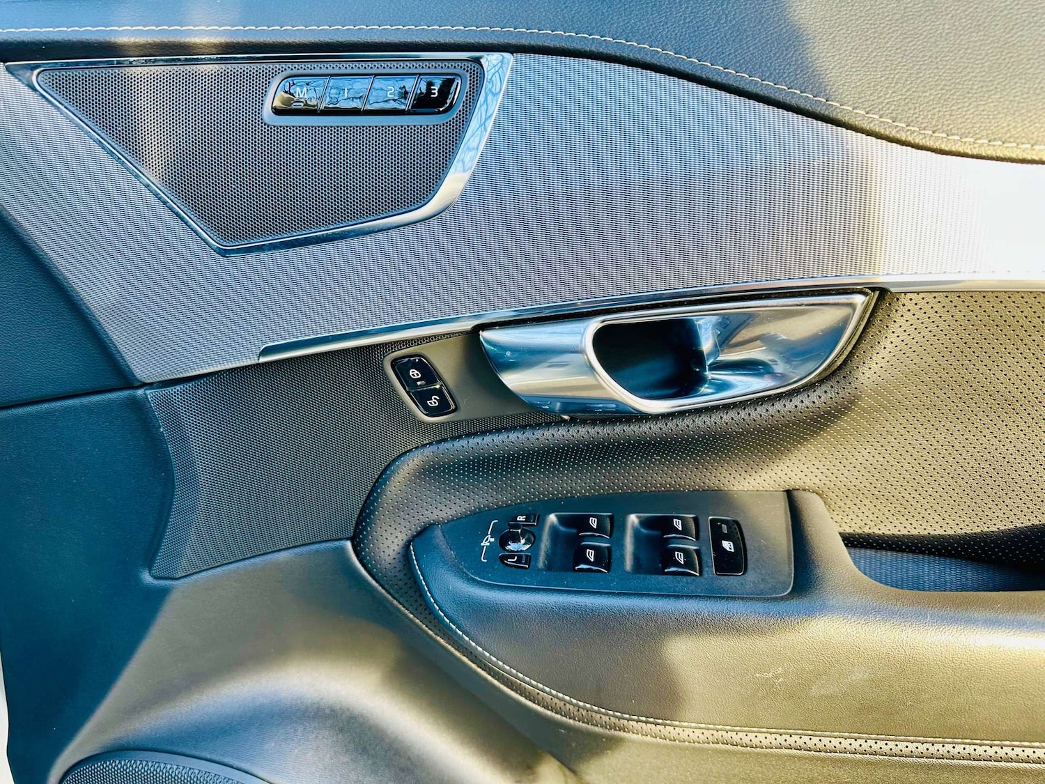 Used Volvo XC90 2020 for sale - 77022648: Photo 24