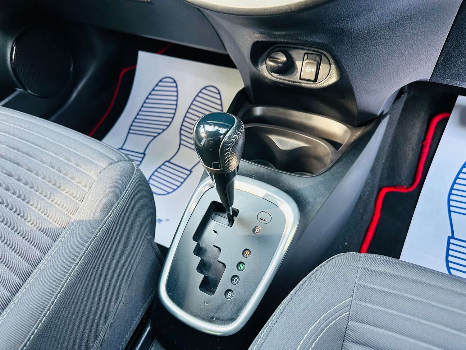 Used Toyota Yaris 2019 for sale - 76105318: Photo 15