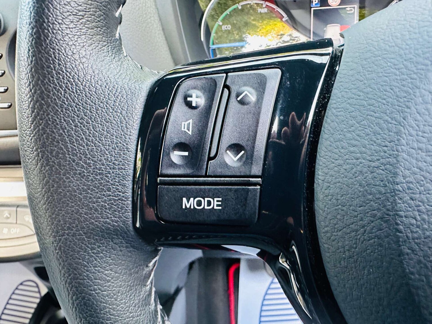 Used Toyota Yaris 2019 for sale - 76105318: Photo 18