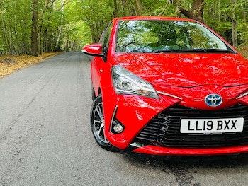 Used Toyota Yaris 2019 for sale - 76105318: Photo