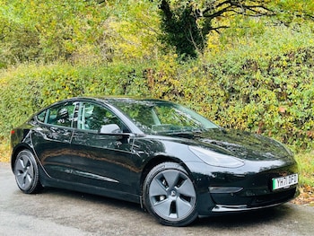 Tesla - Model 3