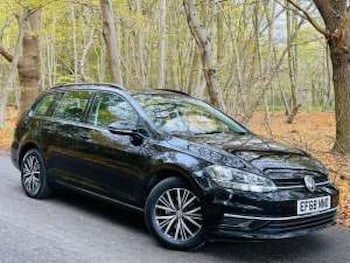 Used Volkswagen Golf 2019 for sale - 76711688: Photo