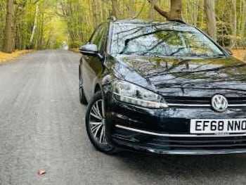 Used Volkswagen Golf 2019 for sale - 76711688: Photo