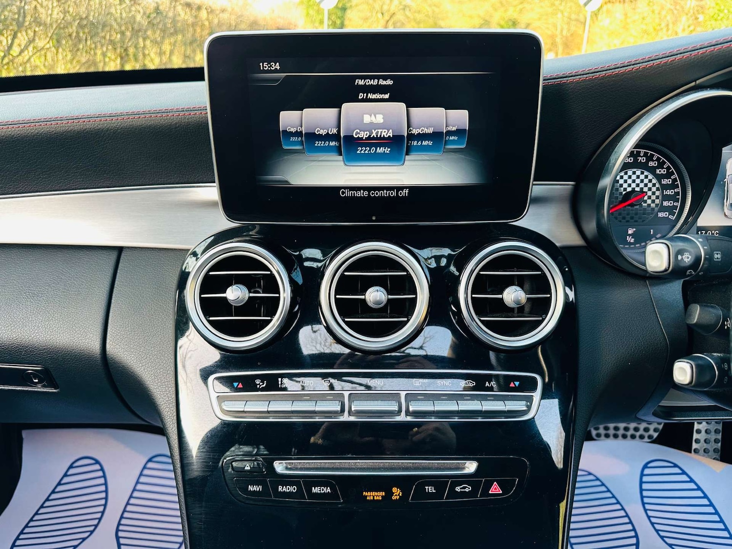 Used Mercedes-Benz C Class 2018 for sale - 77667857: Photo 13