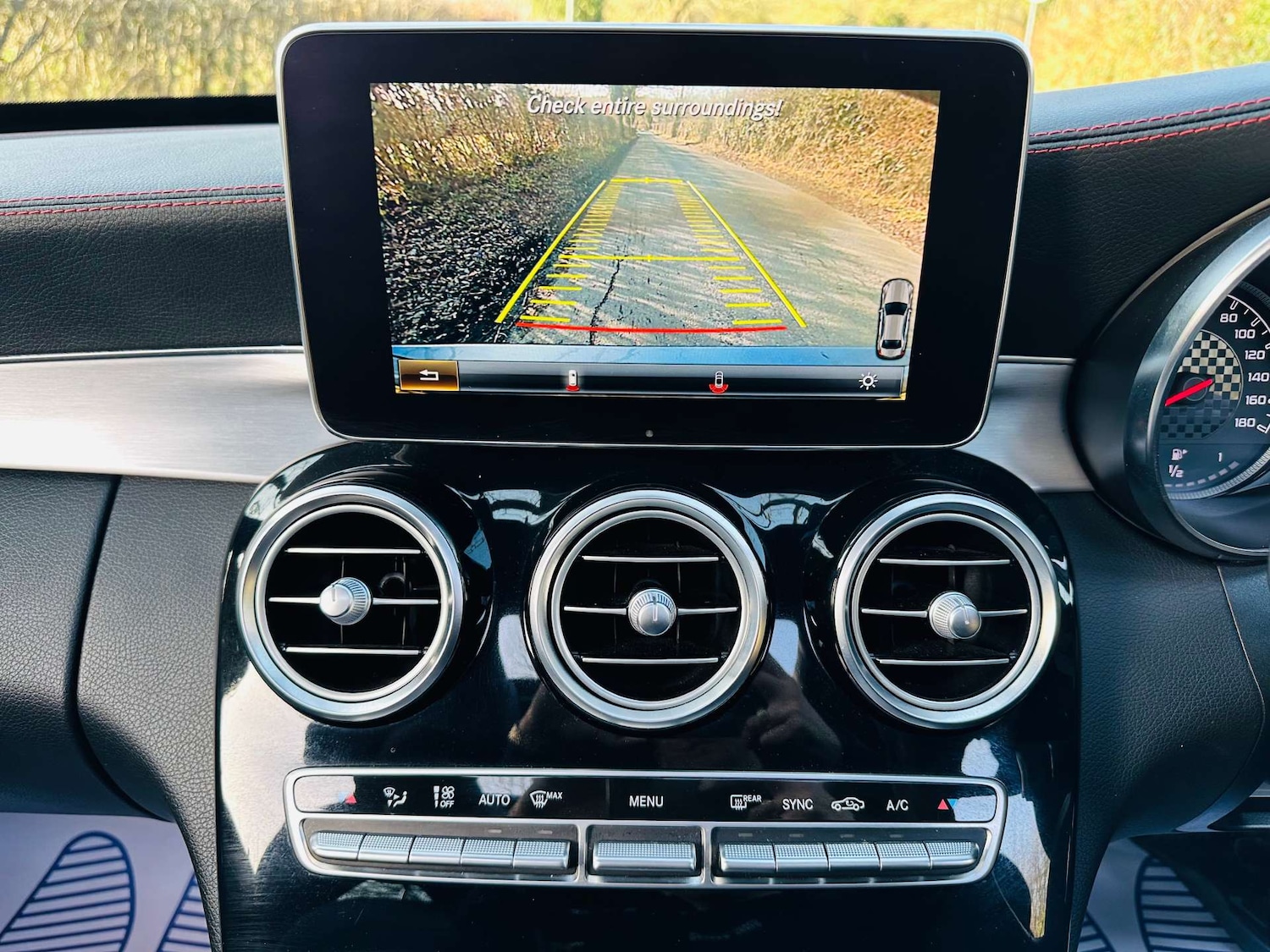 Used Mercedes-Benz C Class 2018 for sale - 77667857: Photo 14