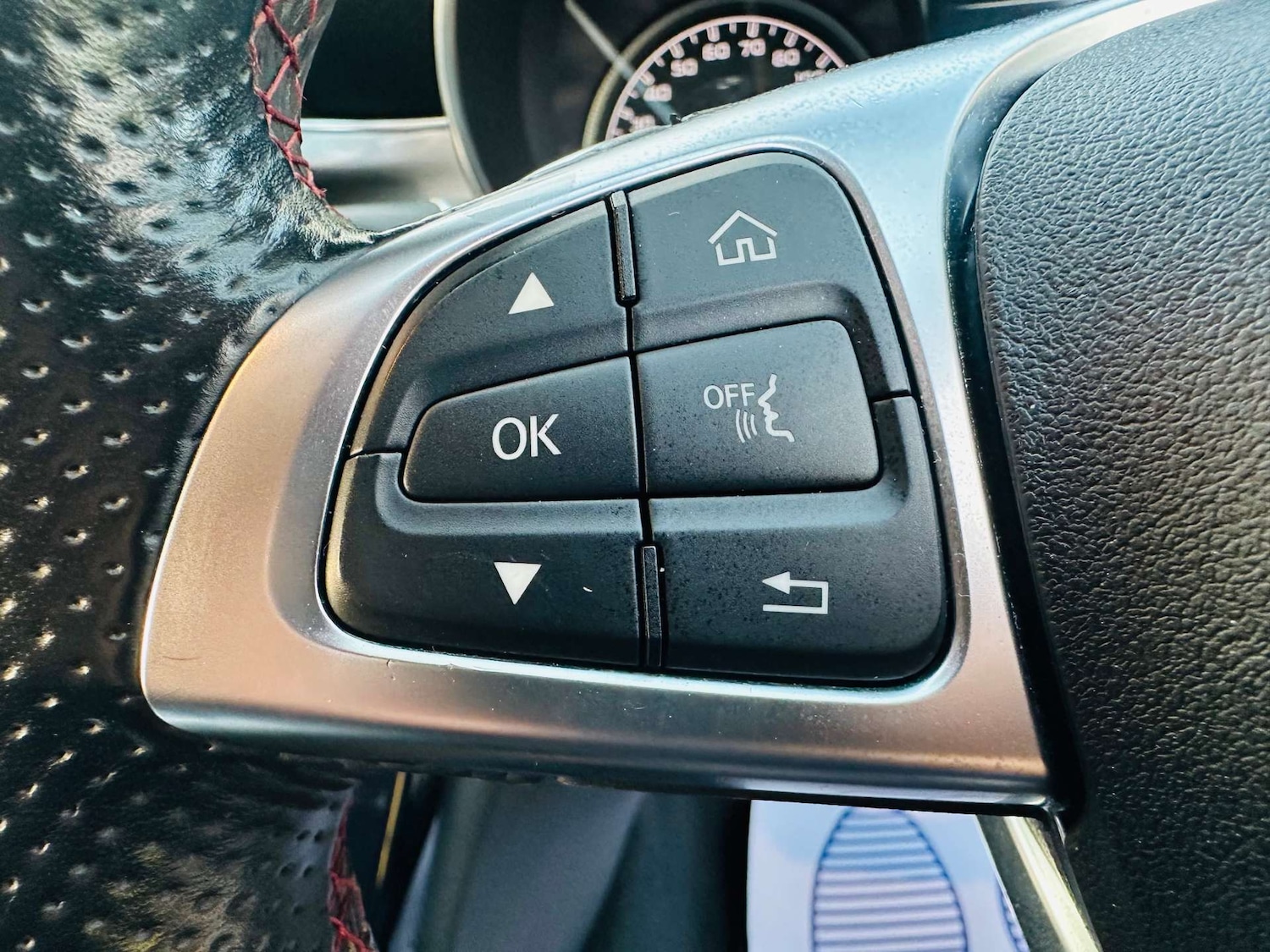 Used Mercedes-Benz C Class 2018 for sale - 77667857: Photo 19