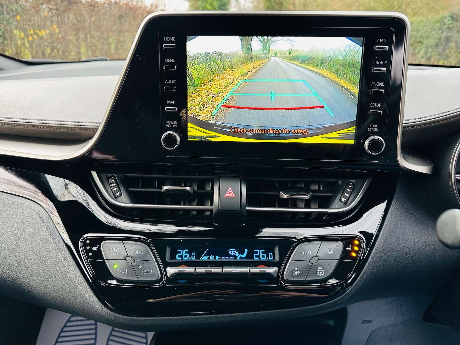 Used Toyota C-HR 2018 for sale - 76923109: Photo 11