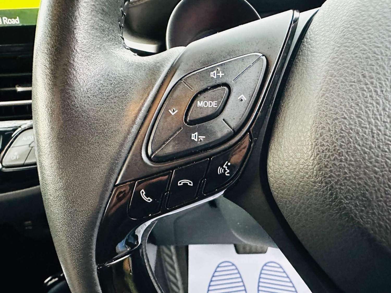 Used Toyota C-HR 2018 for sale - 76923109: Photo 16