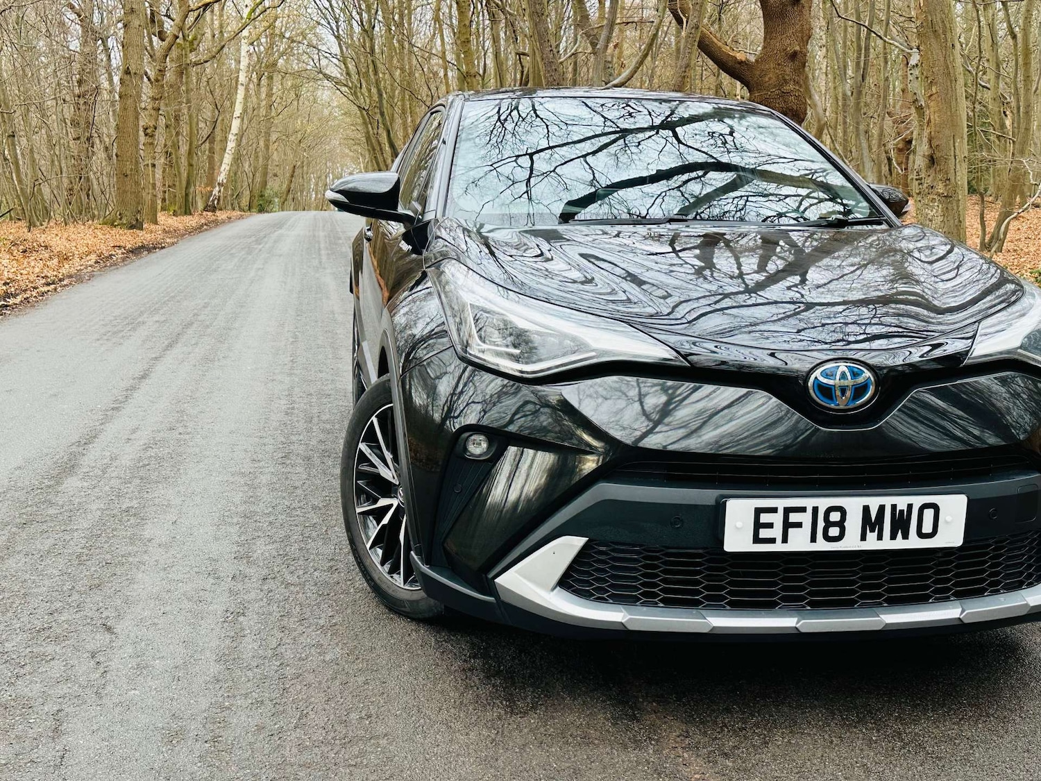 Used Toyota C-HR 2018 for sale - 76923109: Photo 2