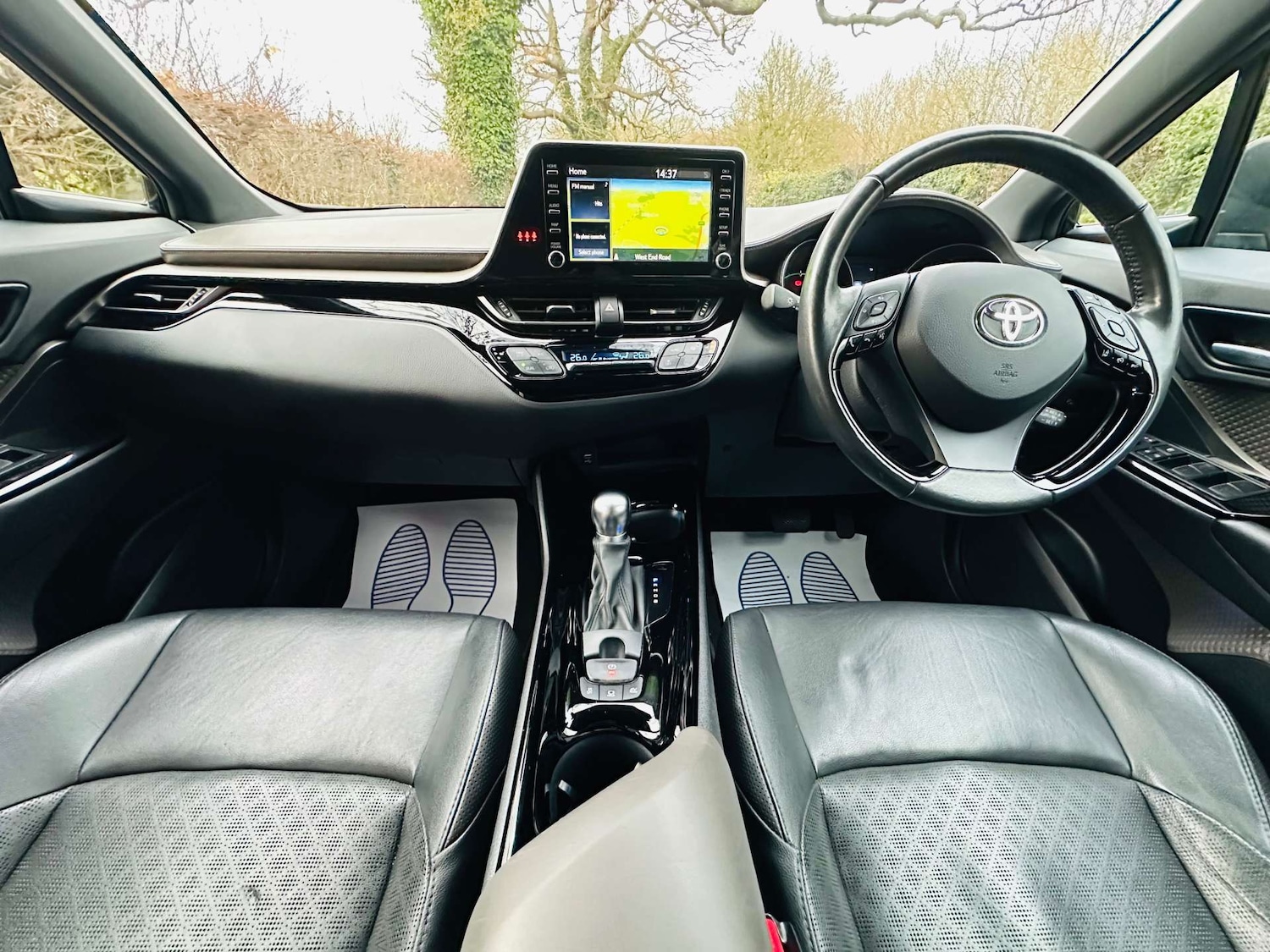 Used Toyota C-HR 2018 for sale - 76923109: Photo 9