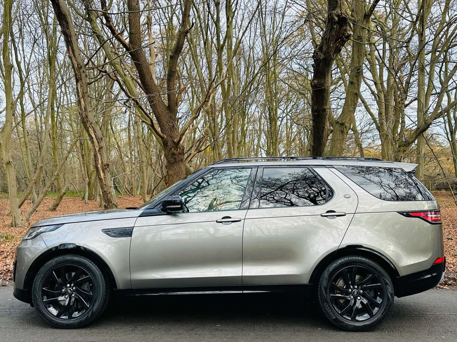 Used Land Rover Discovery 2020 for sale - 76834621: Photo 34