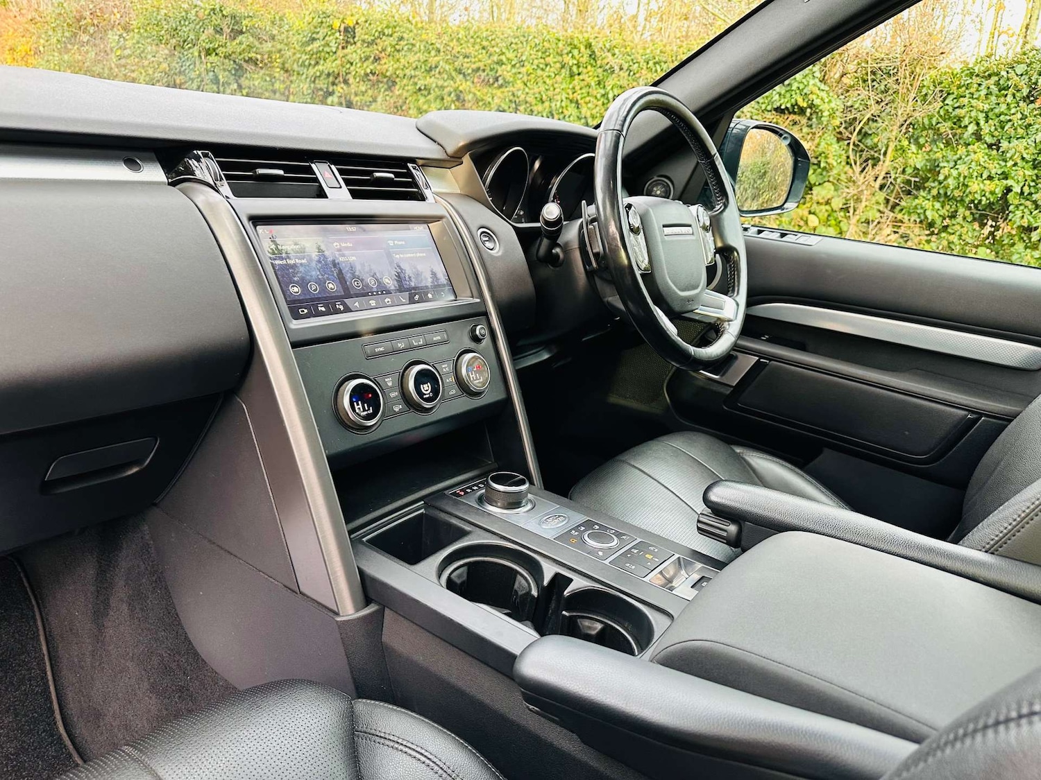 Used Land Rover Discovery 2020 for sale - 76834621: Photo 7