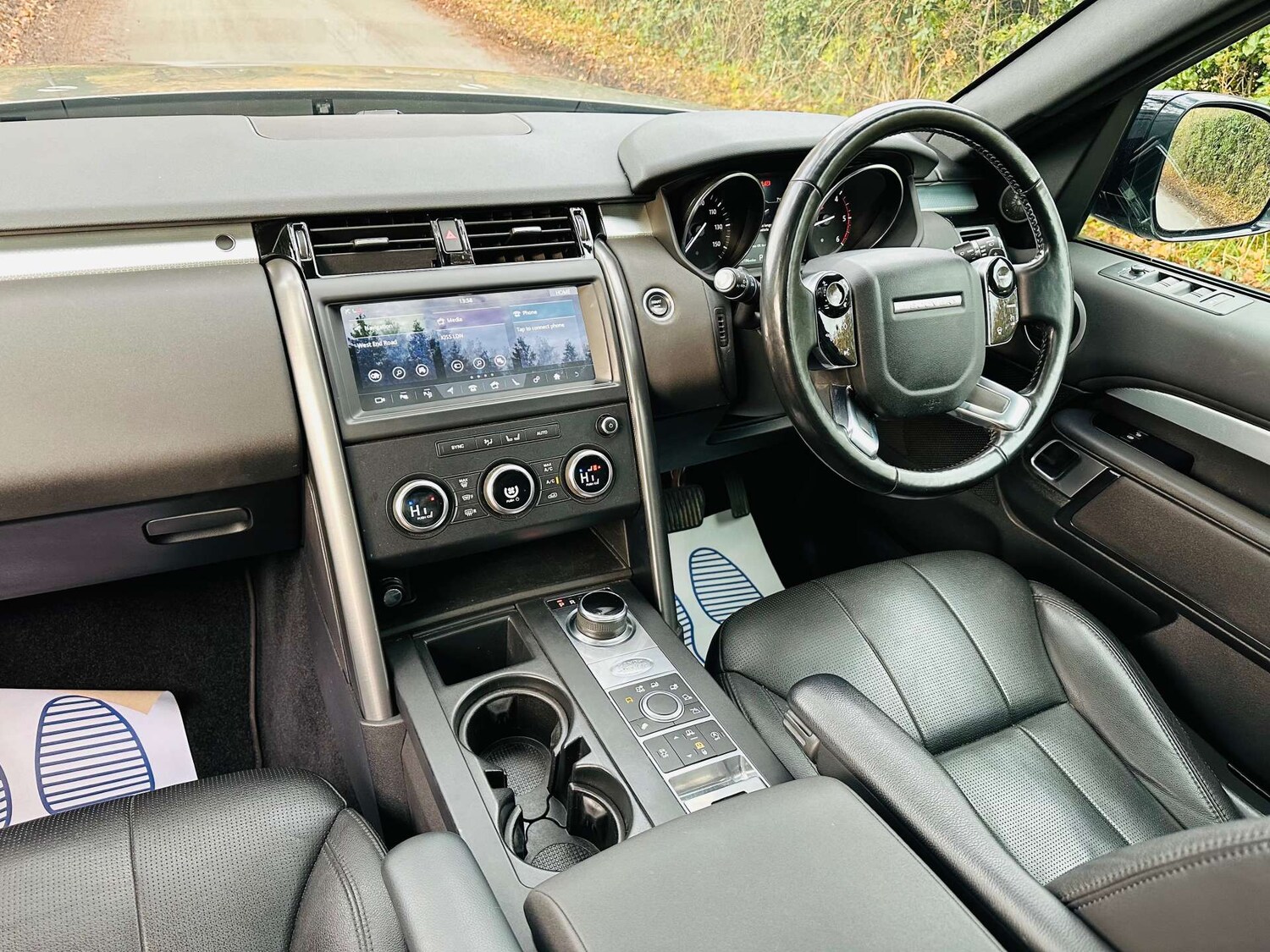 Used Land Rover Discovery 2020 for sale - 76834621: Photo 8