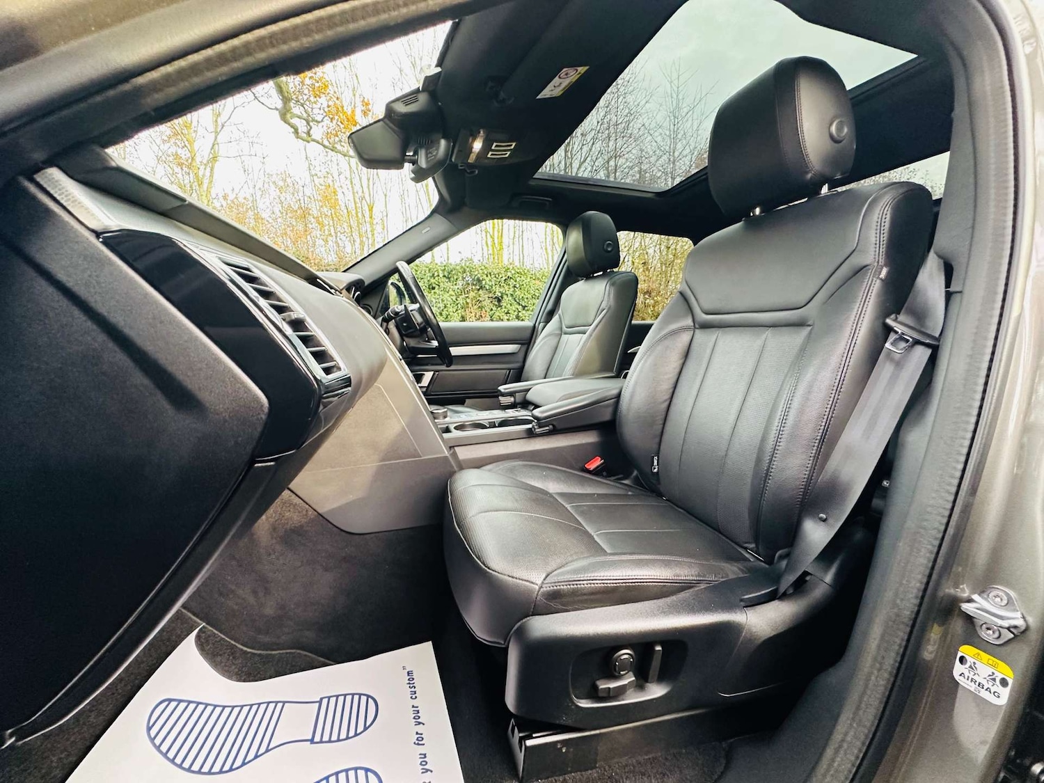 Used Land Rover Discovery 2020 for sale - 76834621: Photo 9