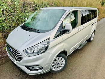 Used Ford Tourneo Custom 2020 for sale - 76002976: Photo