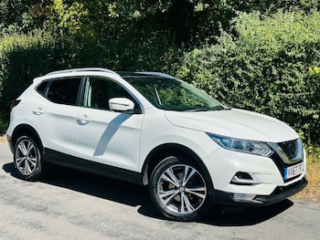 Used Nissan Qashqai 2017 for sale - 79504368: Photo