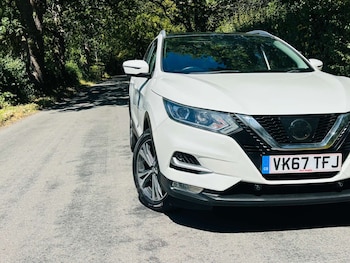 Used Nissan Qashqai 2017 for sale - 79504368: Photo
