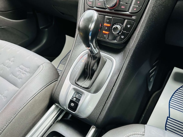 Used Vauxhall Meriva 2015 for sale - 76287447: Photo 19