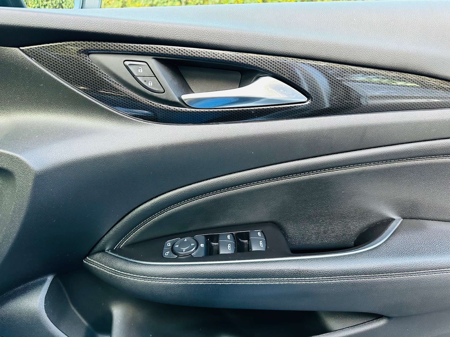 Used Vauxhall Insignia 2018 for sale - 76356039: Photo 21