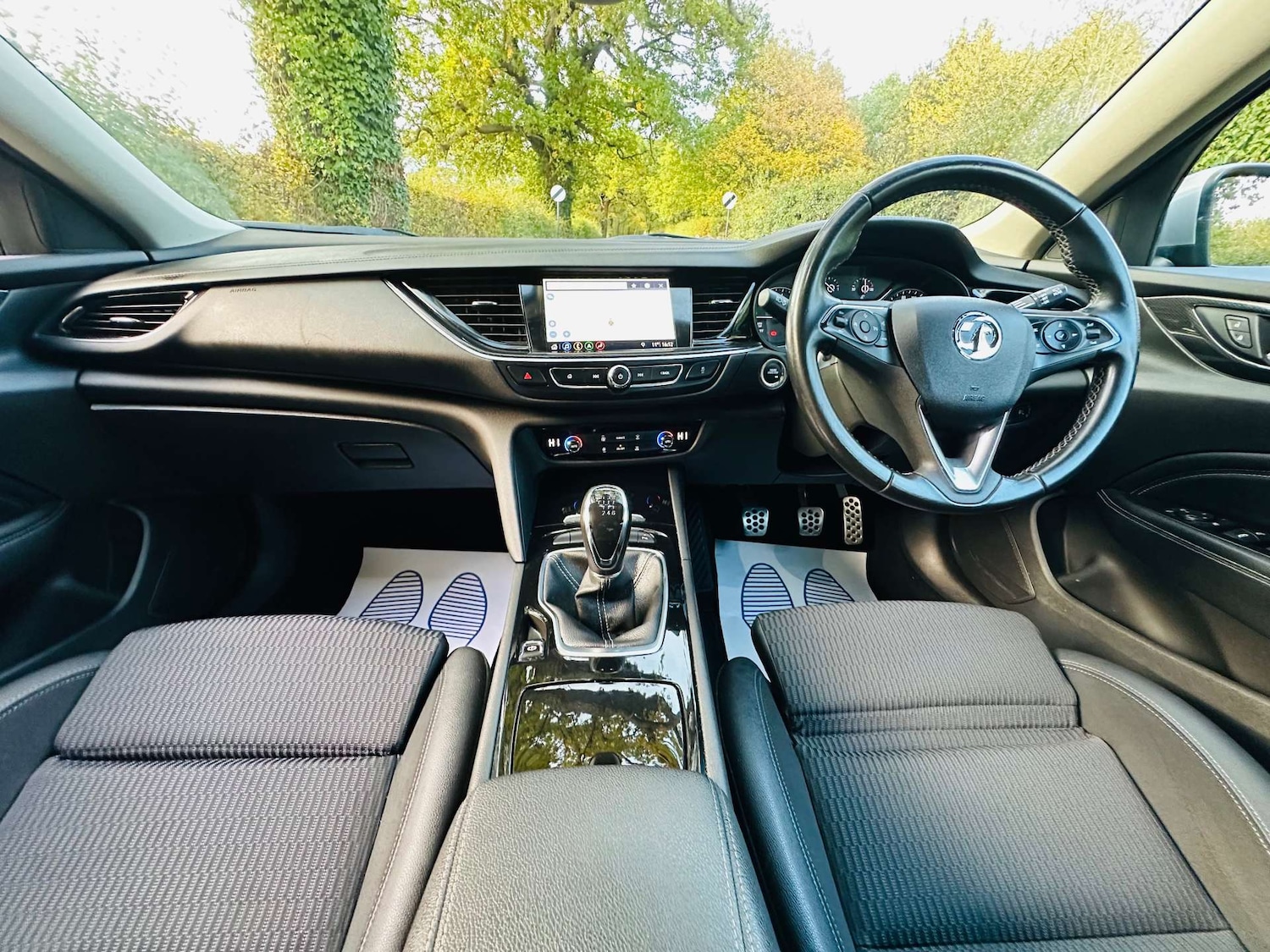 Used Vauxhall Insignia 2018 for sale - 76356039: Photo 9