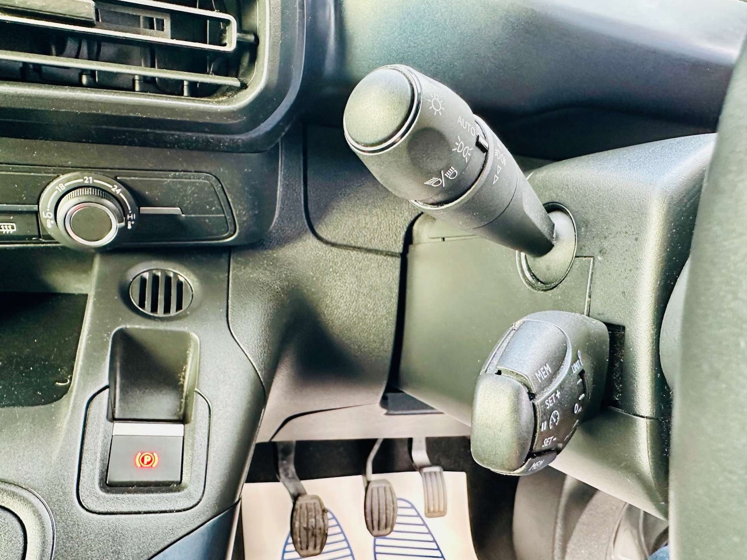 Used Peugeot Rifter 2019 for sale - 76601505: Photo 20