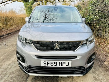 Used Peugeot Rifter 2019 for sale - 76601505: Photo