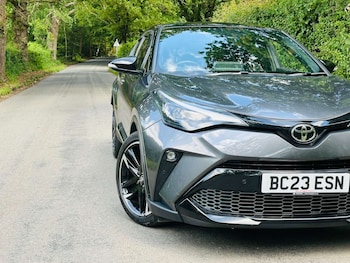 Used Toyota C-HR 2023 for sale - 78917569: Photo