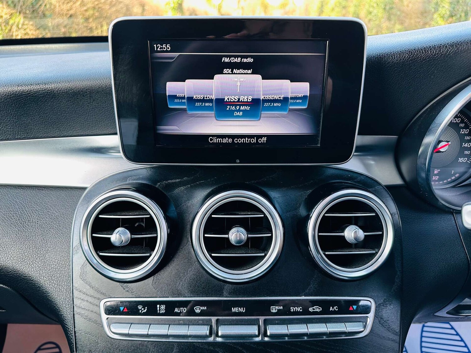 Used Mercedes-Benz GLC 2018 for sale - 77762324: Photo 13