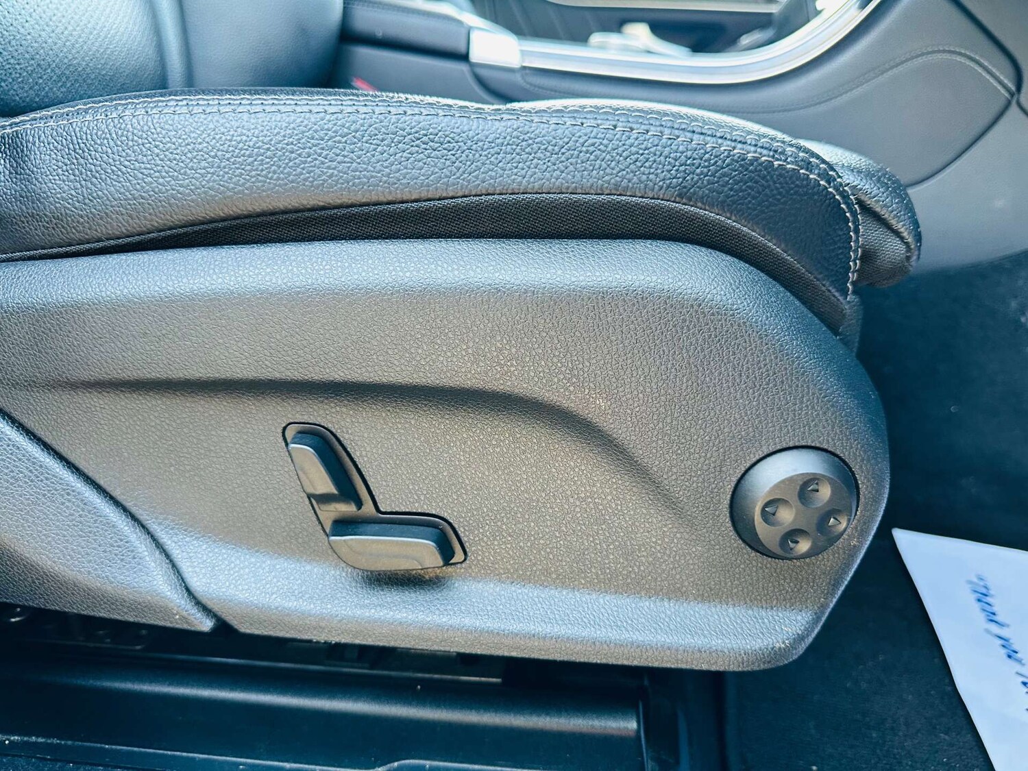 Used Mercedes-Benz GLC 2018 for sale - 77762324: Photo 22