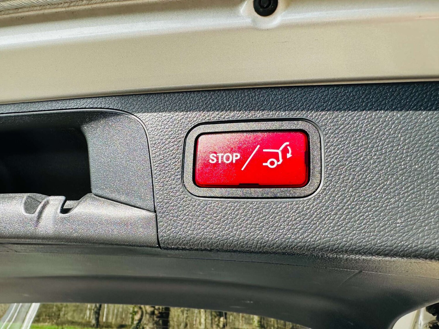 Used Mercedes-Benz GLC 2018 for sale - 77762324: Photo 42