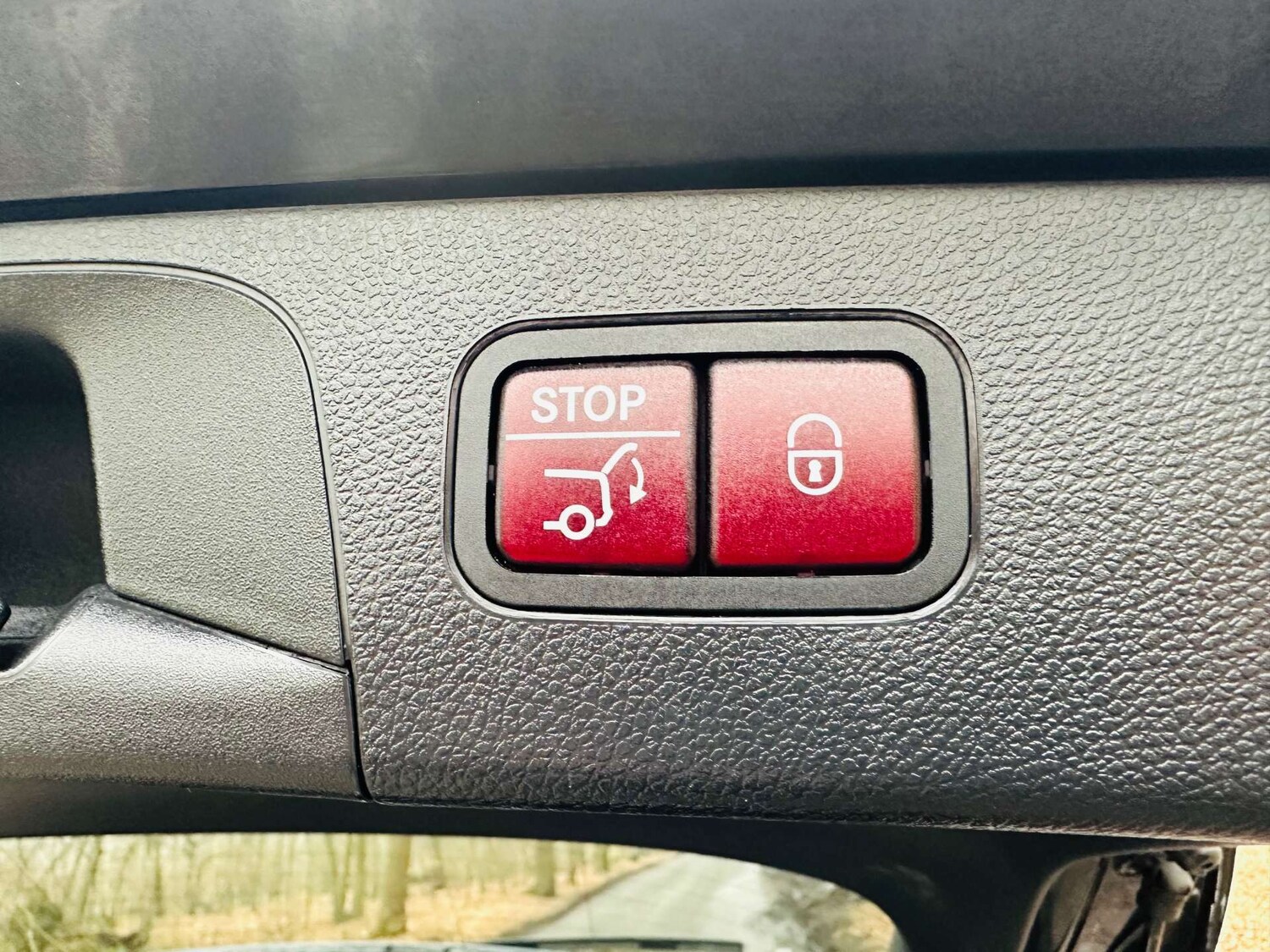 Used Mercedes-Benz GLC 2019 for sale - 77802726: Photo 46